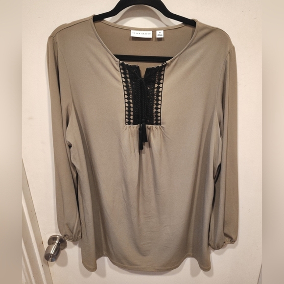 Susan Graver Solid Tan Long Sleeve Liquid Knit Peasant Top Sz 1X Boho Tassel Tie - Picture 1 of 6